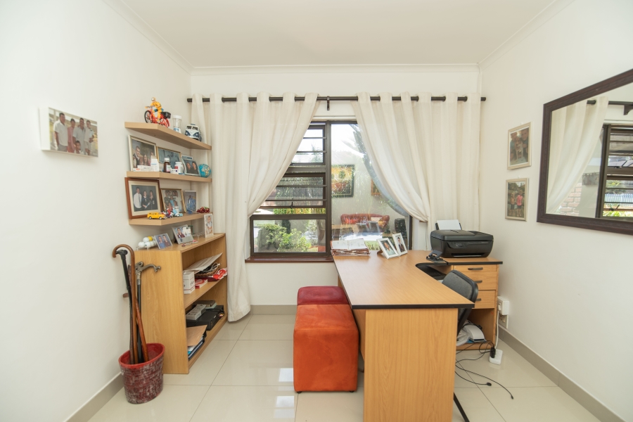 4 Bedroom Property for Sale in Lovemore Heights Estate Eastern Cape